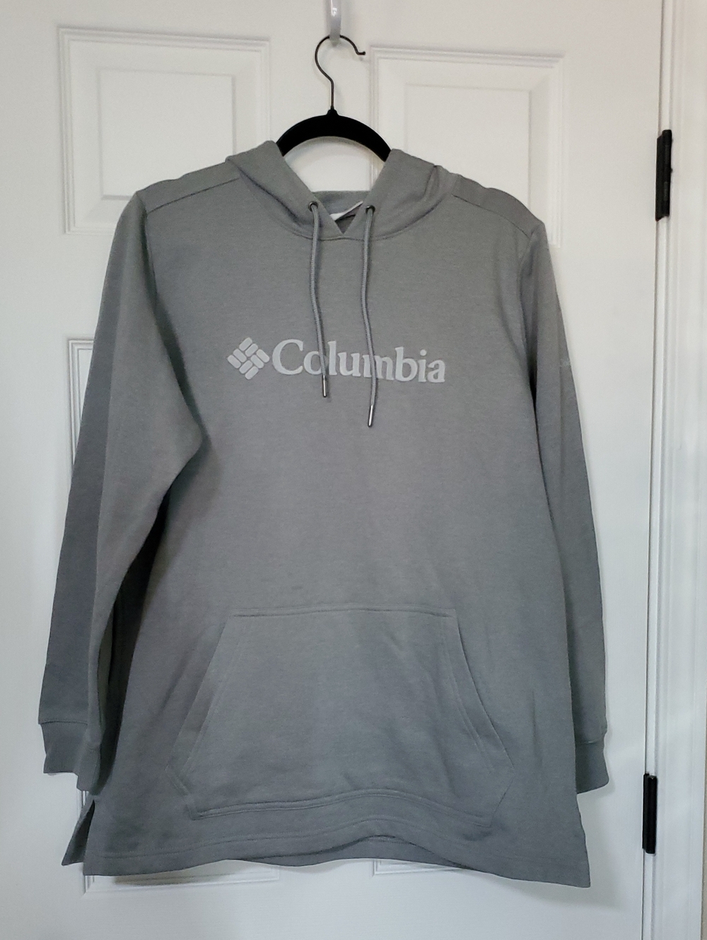 Columbia Light Gray Pullover Hoodie